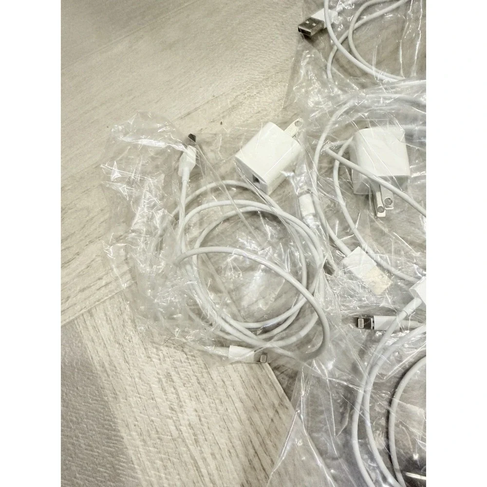 Lot Of 29 Apple 3ft. (1m) Lightning to USB‎ Cable - White WITH Charging Block
